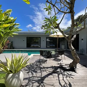optima-villas.hotelsseminyak.net/